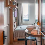 Wren Urban Nest فندق 4*
