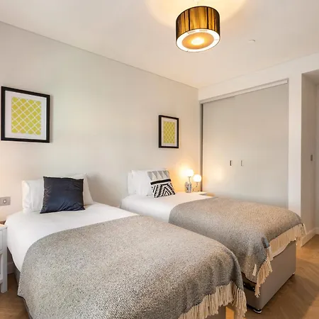 Wren Urban Nest 4*