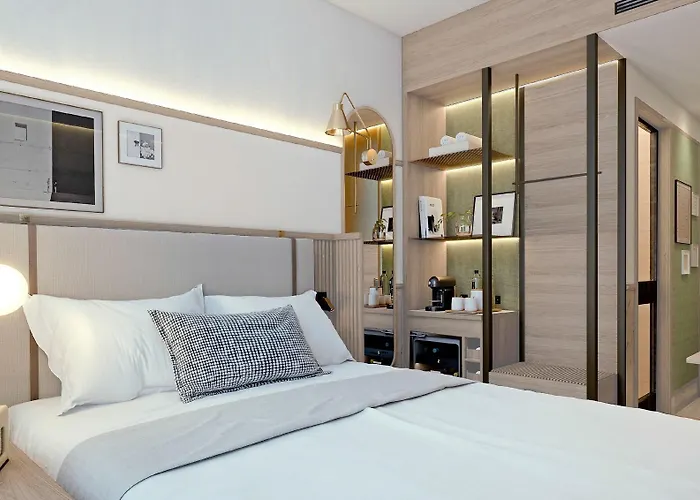 Wren Urban Nest Hotel